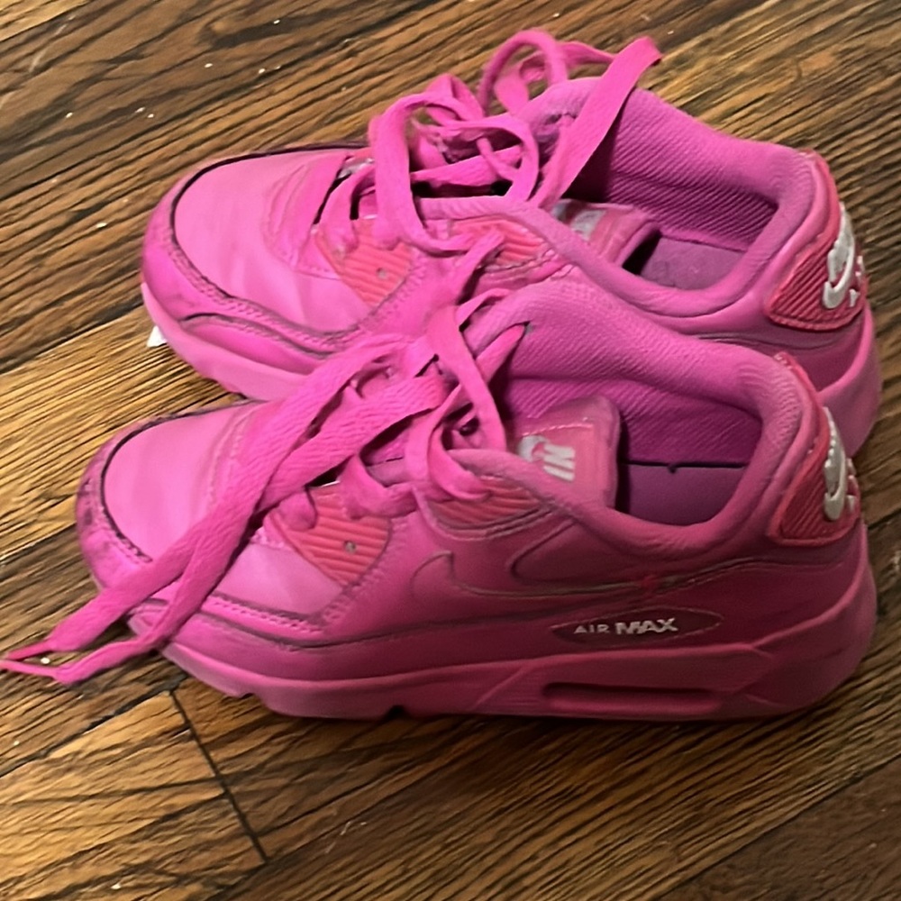 Air Max - Picture 2 of 2